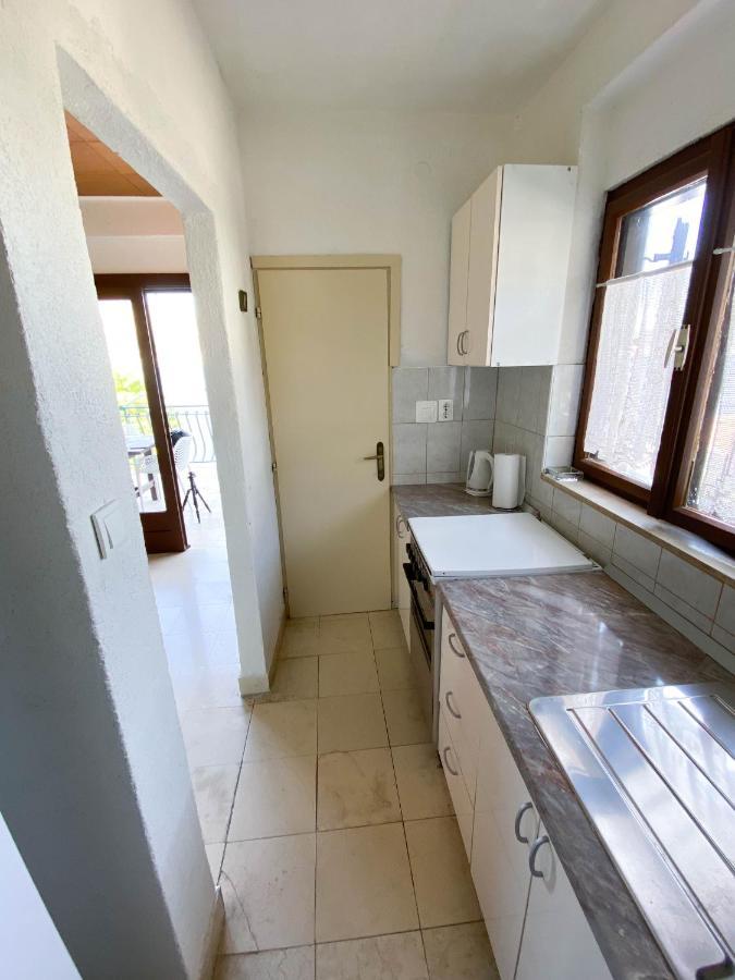 Seaview & Beachfront Apartments Jakov Donji Okrug  Dış mekan fotoğraf