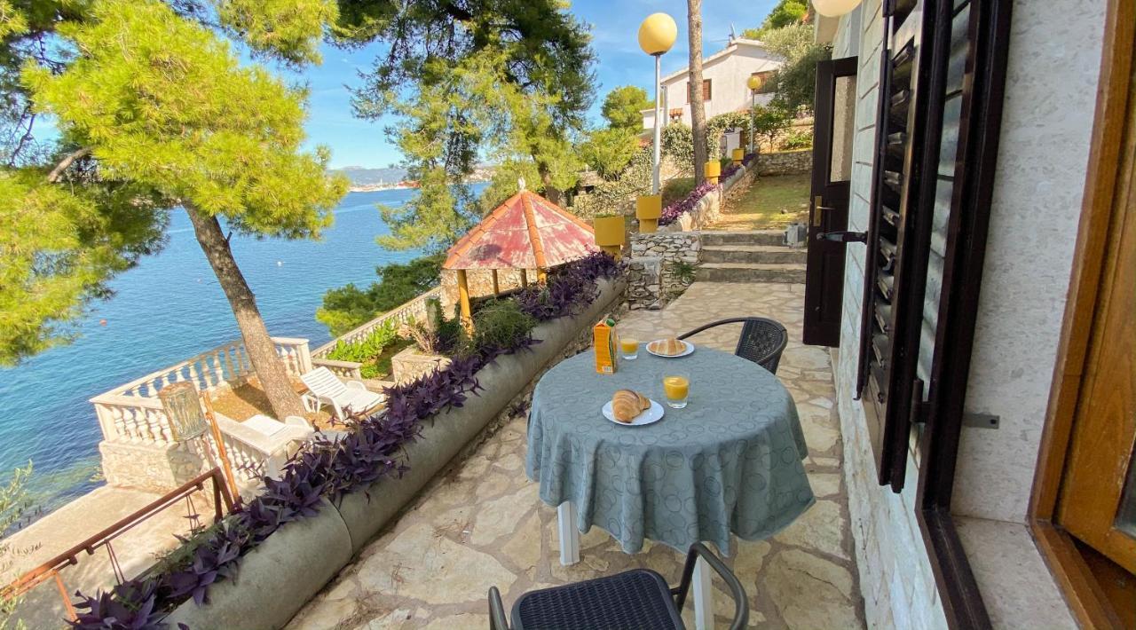 Seaview & Beachfront Apartments Jakov Donji Okrug  Dış mekan fotoğraf